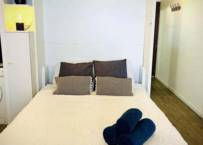 Les Deux Phares * Les Sables-dʼOlonne