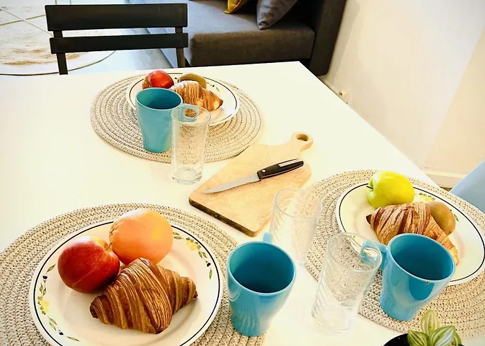 Les Deux Phares Les Sables-dʼOlonne