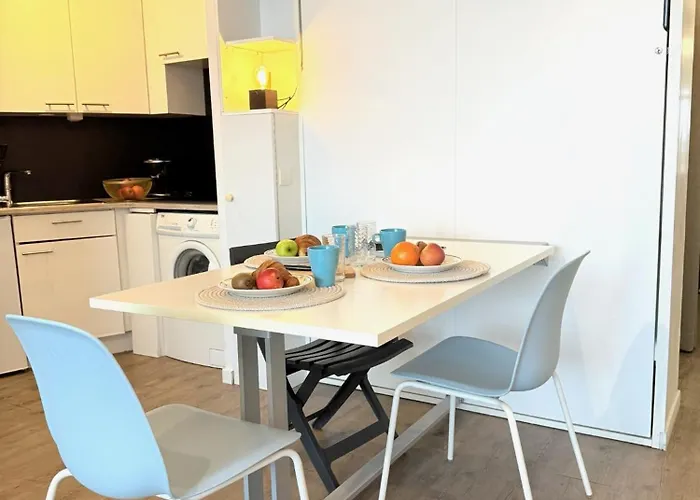 Les Deux Phares Les Sables-dʼOlonne